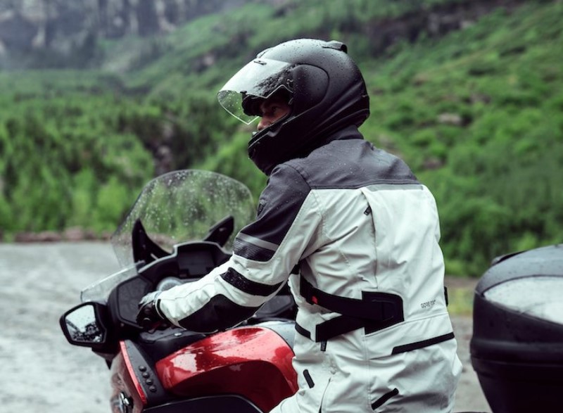 ADV-Motorradjacken aus hoch strapazierfähigen Textilien